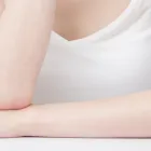 女性